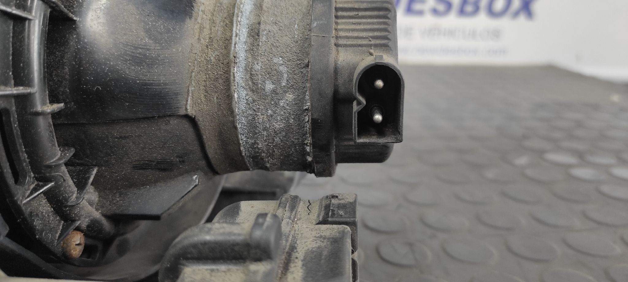 FARO DERECHO BMW SERIE 5 BERLINA (E34) - vista 3