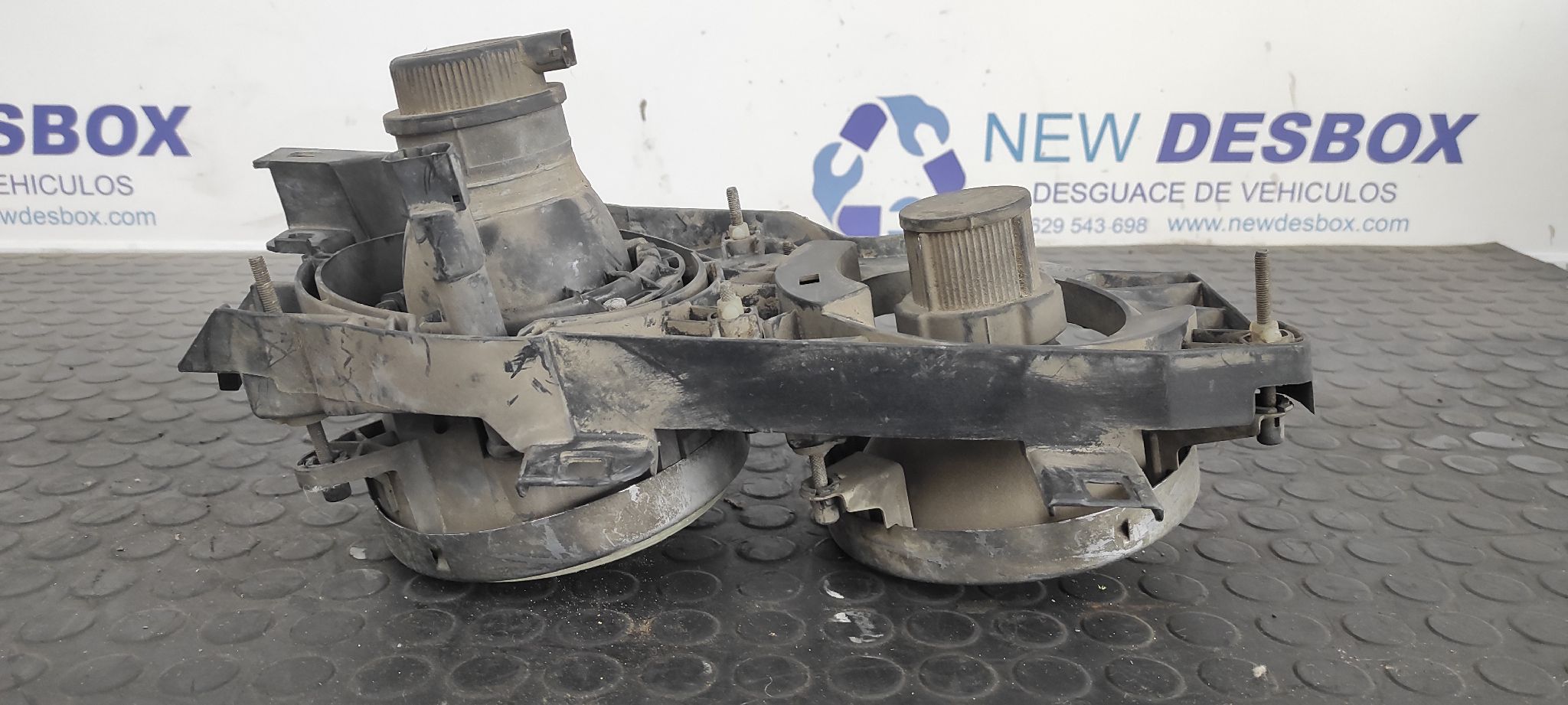 FARO DERECHO BMW SERIE 5 BERLINA (E34) - vista 9