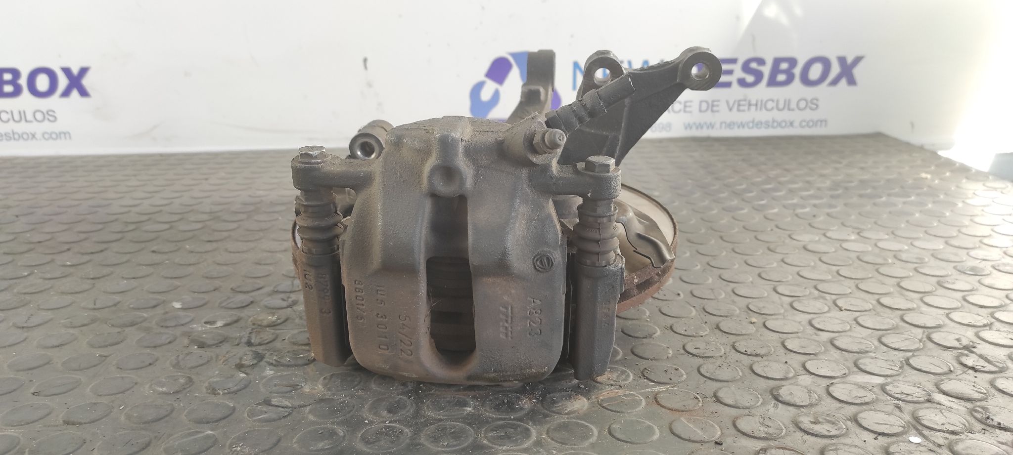 MANGUETA DELANTERA IZQUIERDA LANCIA YPSILON (101) - vista 2