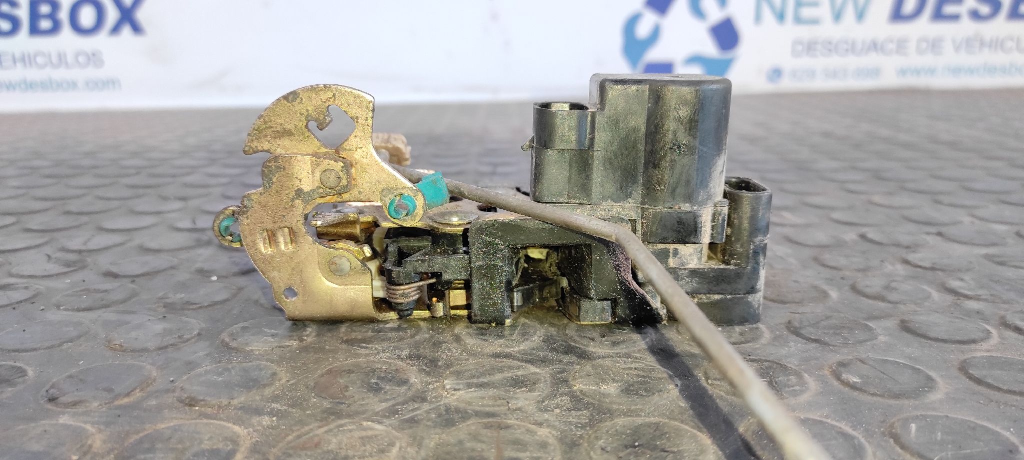 CERRADURA PUERTA DELANTERA IZQUIERDA DAEWOO LANOS - vista 2