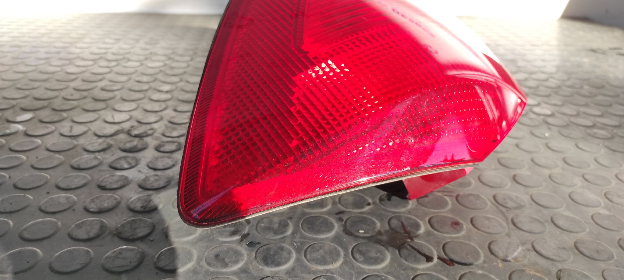 PILOTO TRASERO DERECHO SKODA FABIA (5J2 ) - vista 3