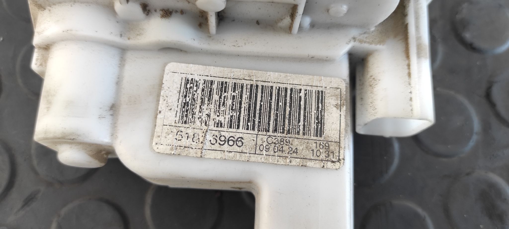 CERRADURA PUERTA DELANTERA DERECHA FIAT PANDA (169) - vista 2