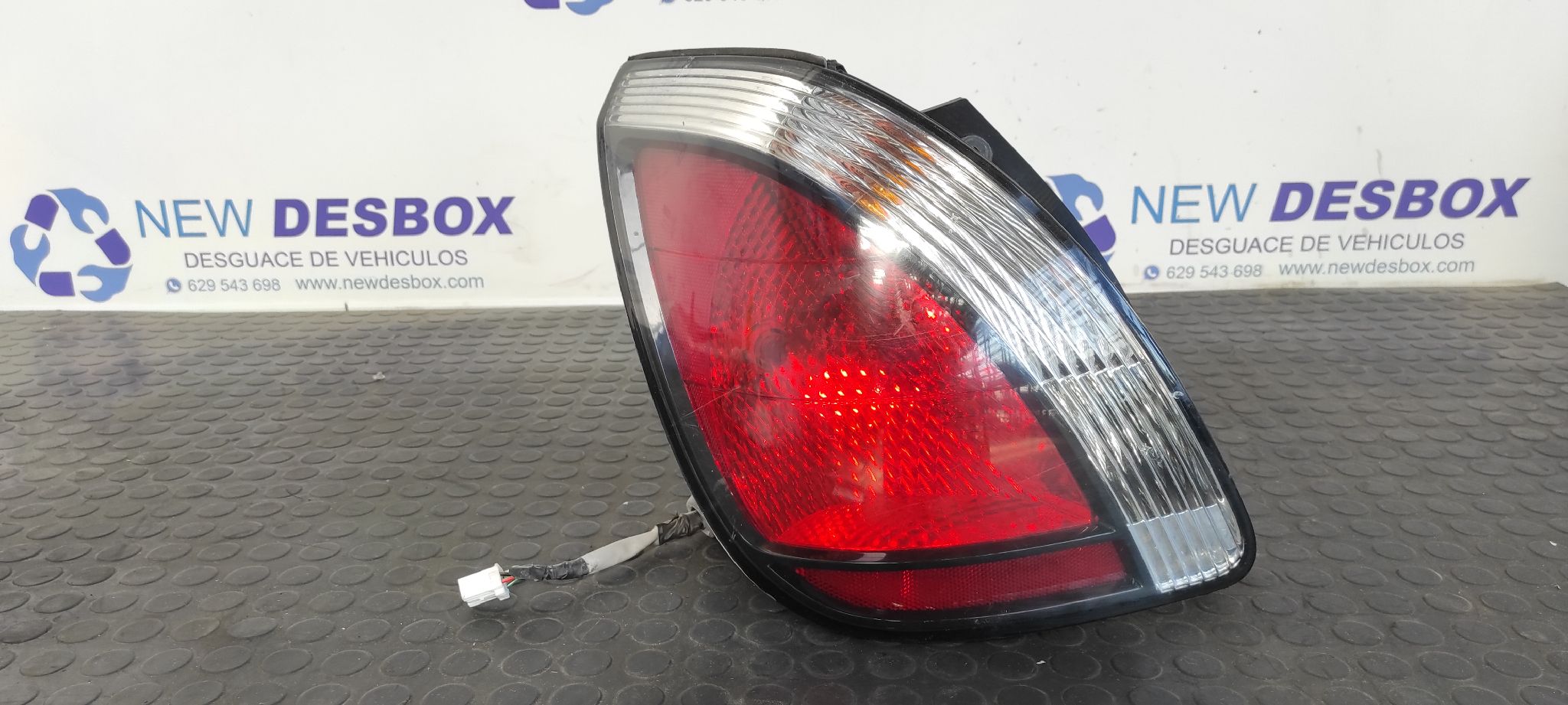 PILOTO TRASERO IZQUIERDO KIA RIO