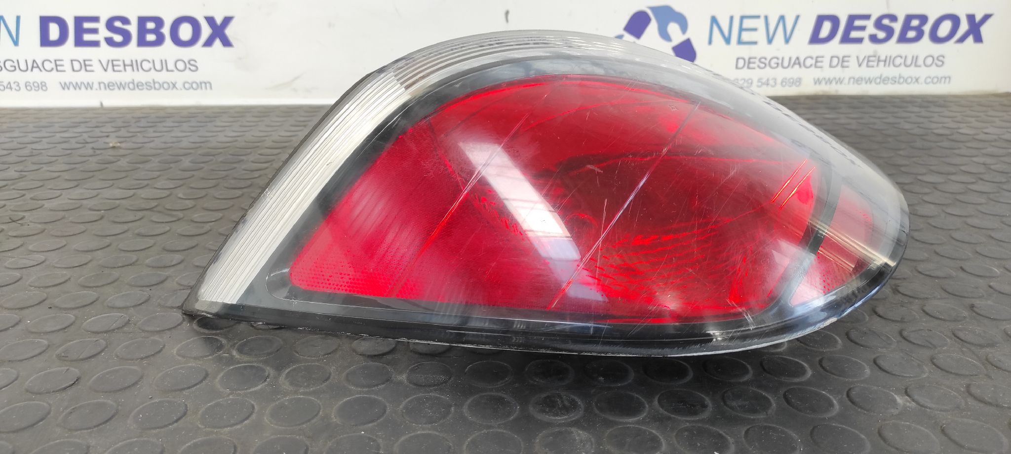 PILOTO TRASERO IZQUIERDO KIA RIO - vista 5