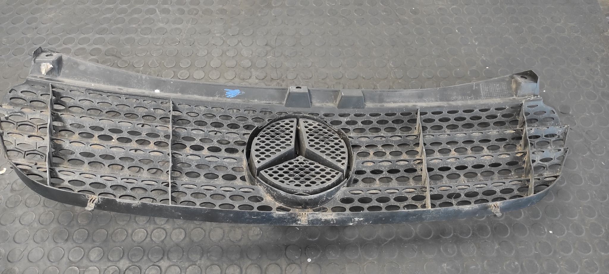 REJILLA DELANTERA MERCEDES-BENZ VITO CAJA CERRADA 6.03 -> - vista 9