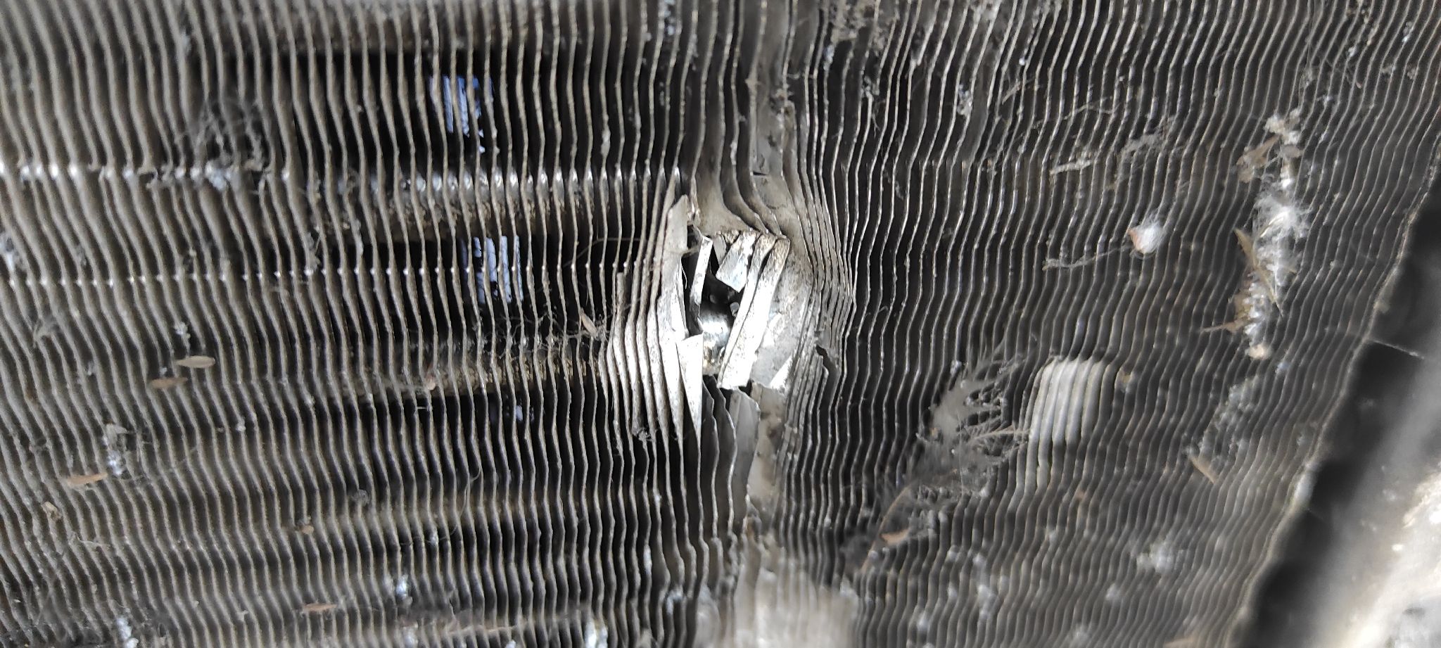 RADIADOR AGUA AUDI A4 BER. (B8) - vista 2