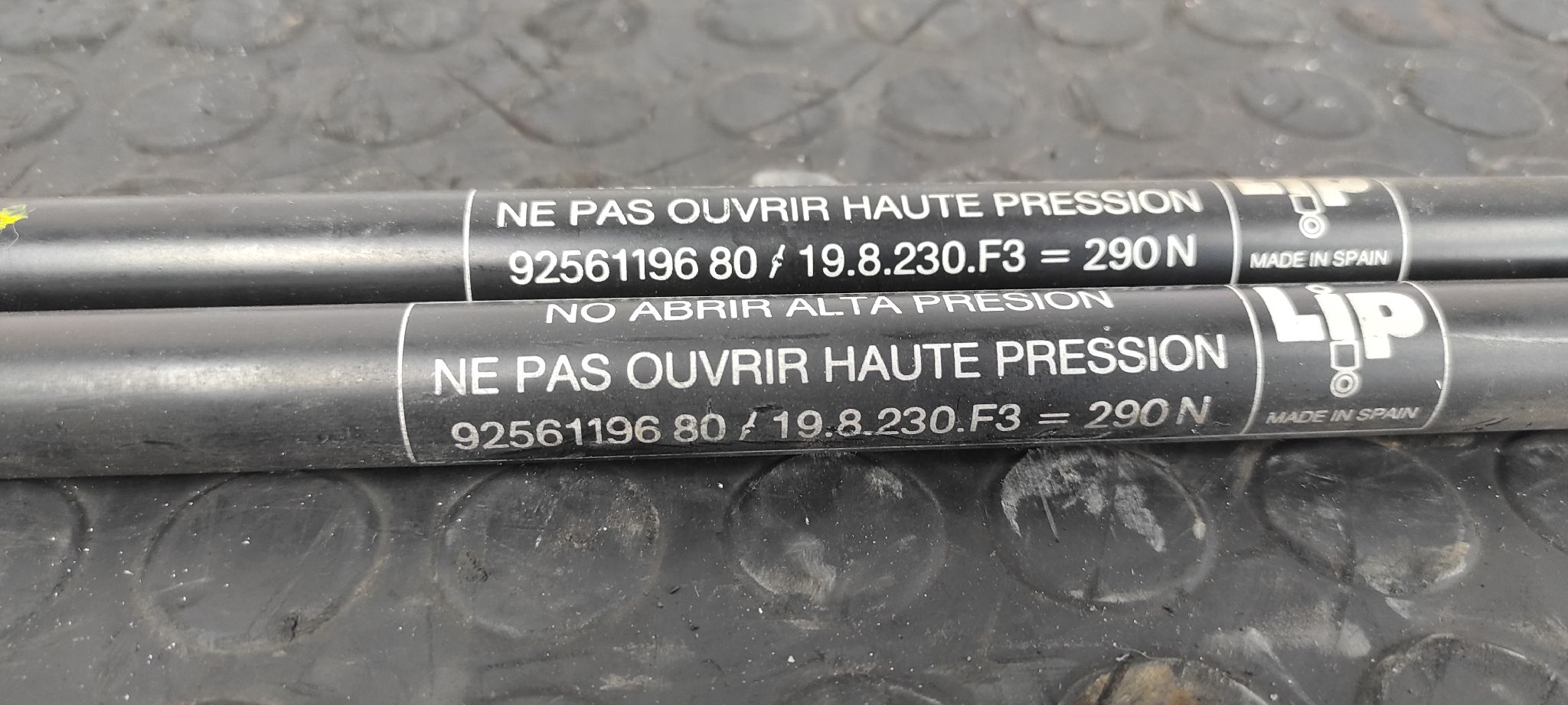 AMORTIGUADORES MALETERO / PORTON PEUGEOT 205 BERLINA - vista 2