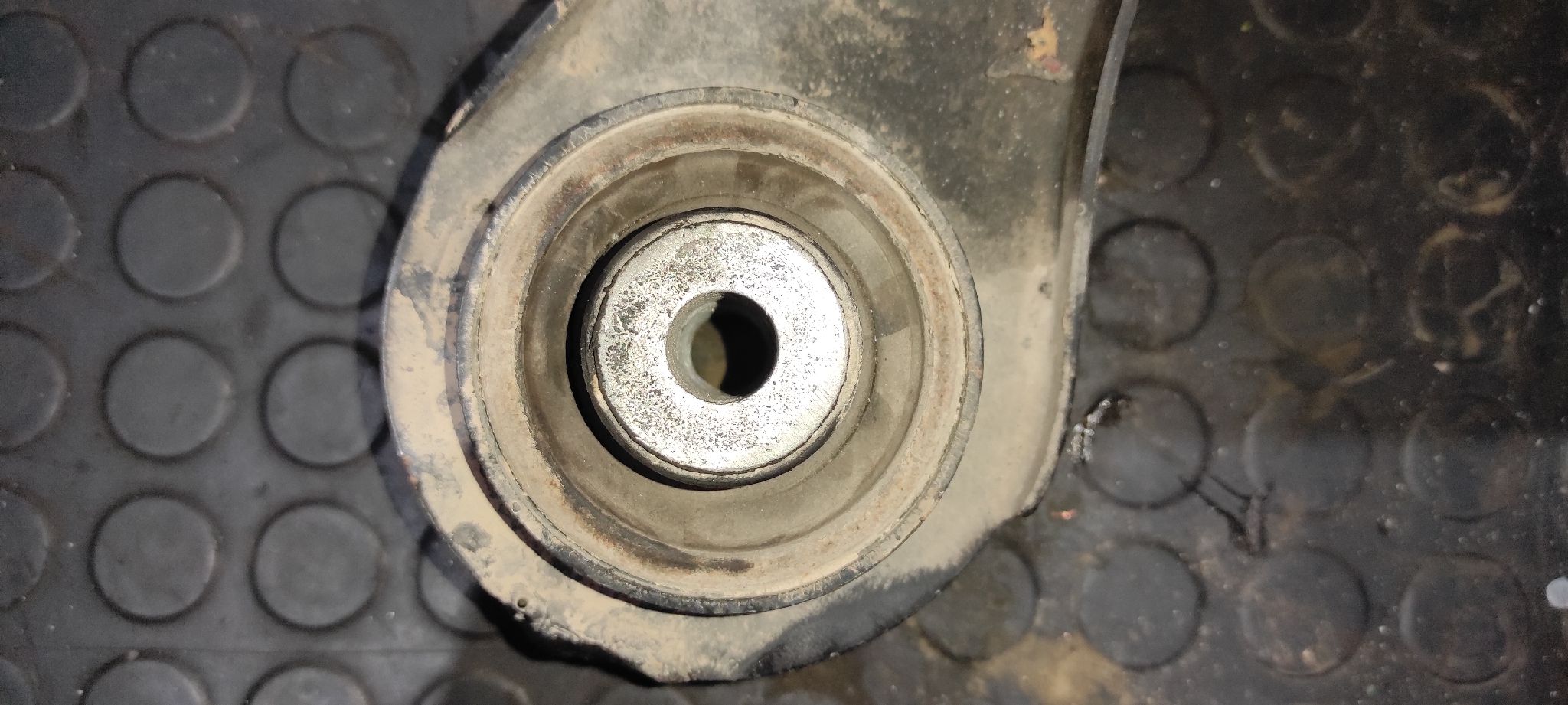 BRAZO DERECHO INFERIOR DELANTERO MERCEDES-BENZ VITO (W638) COMBI - vista 5