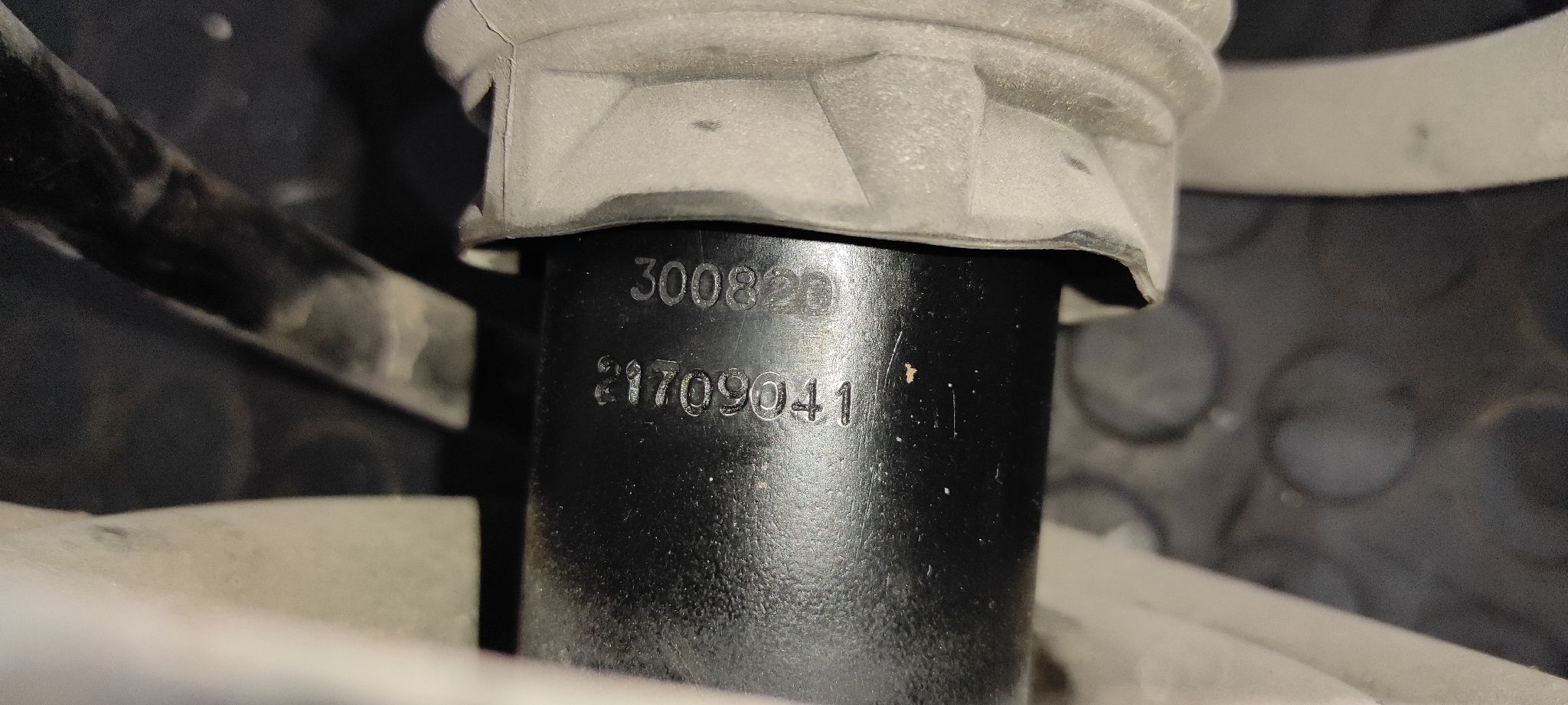 AMORTIGUADOR DELANTERO DERECHO MERCEDES-BENZ VITO (W638) COMBI - vista 2