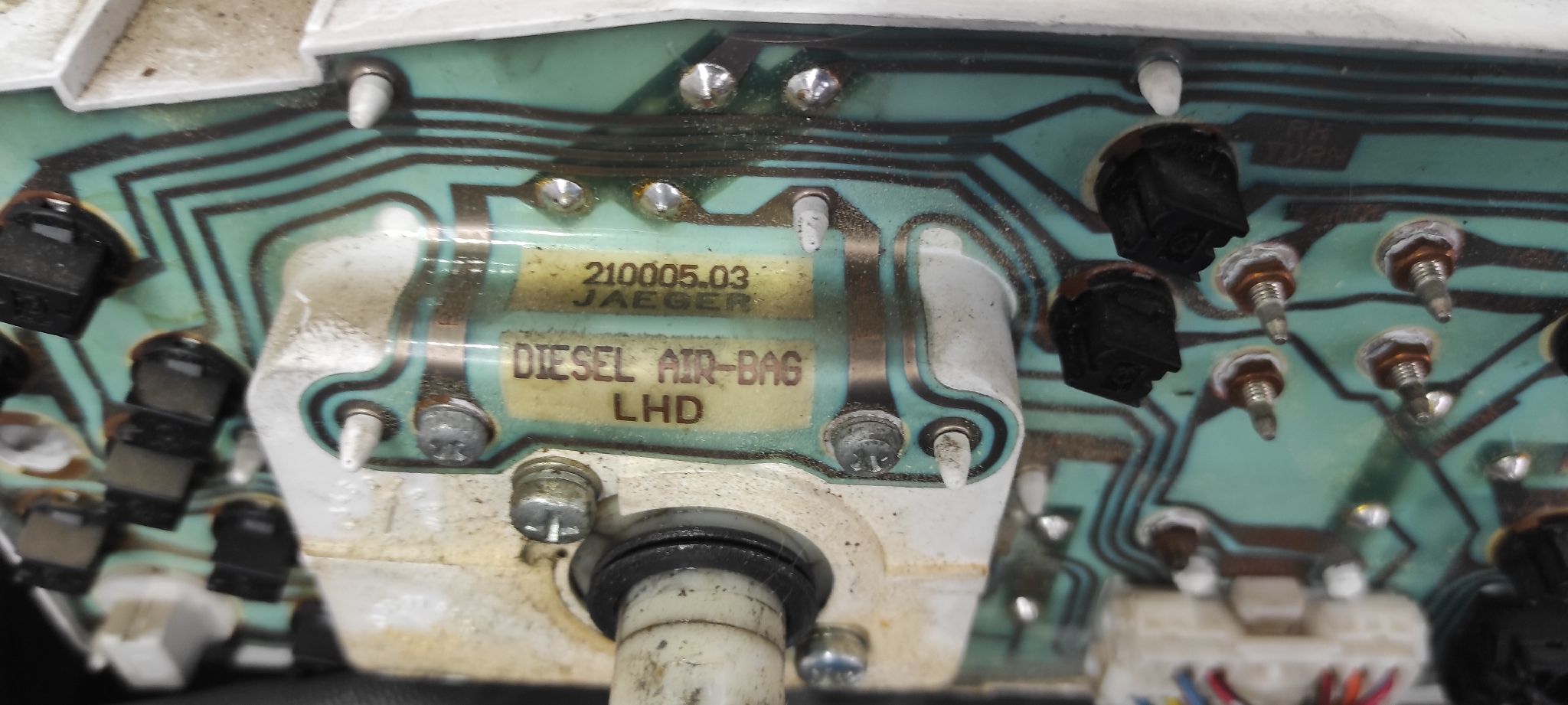 CUADRO INSTRUMENTOS NISSAN TERRANO/TERRANO.II (R20) - vista 2