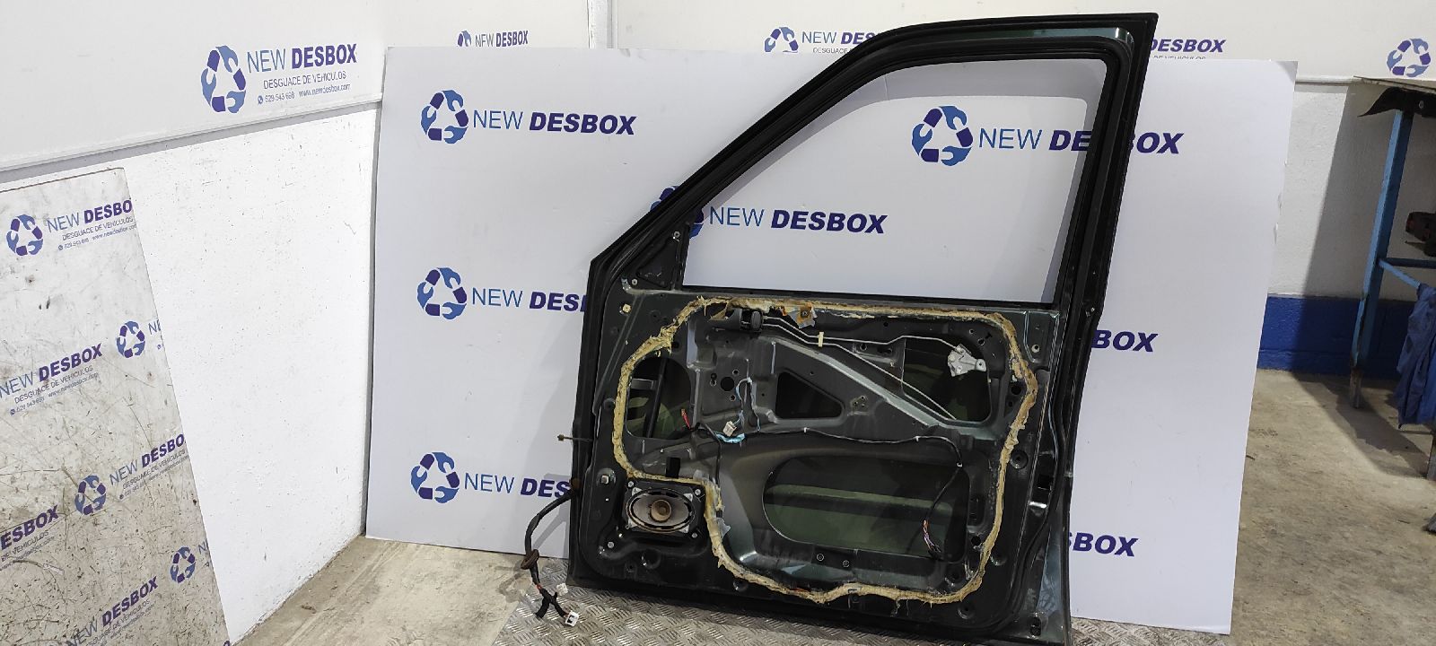 PUERTA DELANTERA DERECHA NISSAN TERRANO/TERRANO.II (R20) - vista 5