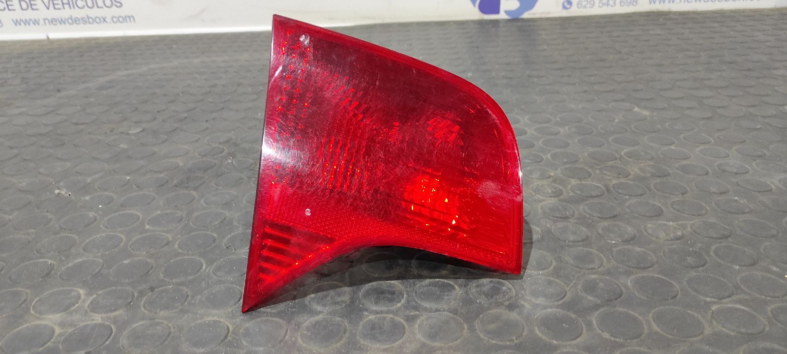 PILOTO PORTON IZQUIERDO AUDI A4 BERLINA (8E)