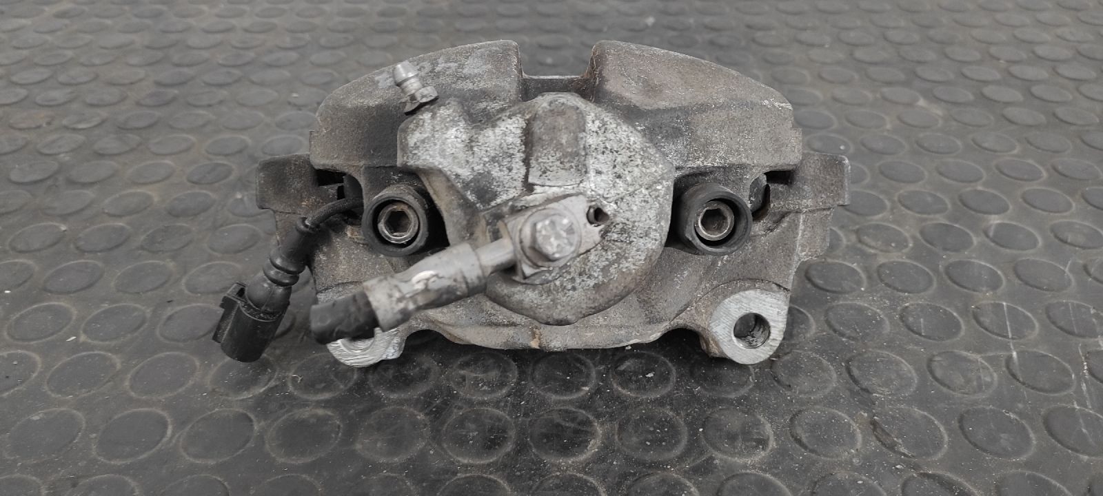 PINZA DE FRENO DELANTERA IZQUIERDA AUDI A3 (8P) - vista 3