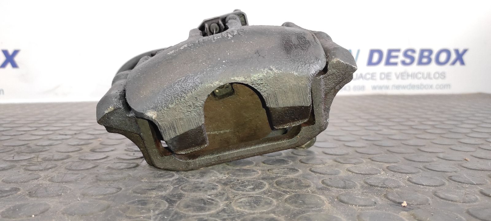 PINZA DE FRENO DELANTERA IZQUIERDA MERCEDES-BENZ CLASE S (W126) - vista 6