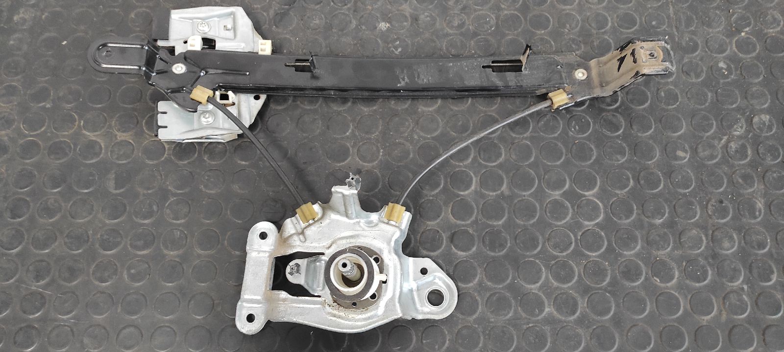 ELEVALUNAS TRASERO DERECHO SEAT LEON (1P1)