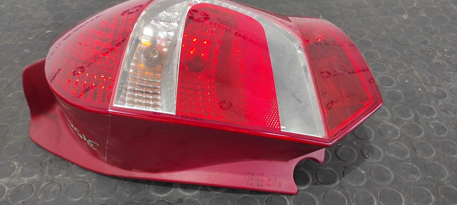 PILOTO TRASERO DERECHO RENAULT GRAND MODUS - vista 4