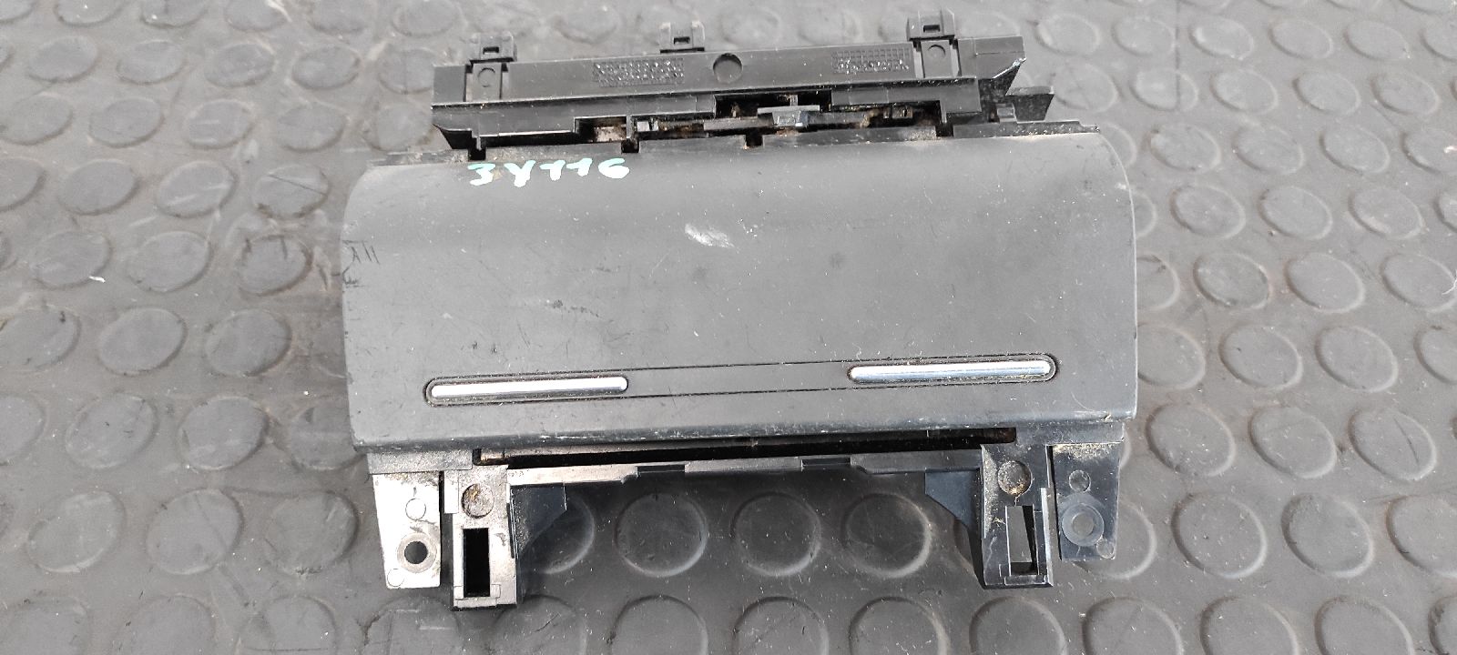 CENICERO AUDI A4 AVANT (8E)