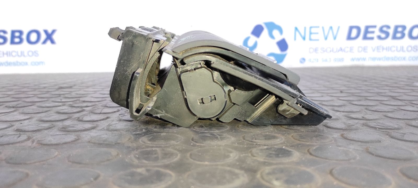 CENICERO AUDI A4 AVANT (8E) - vista 2