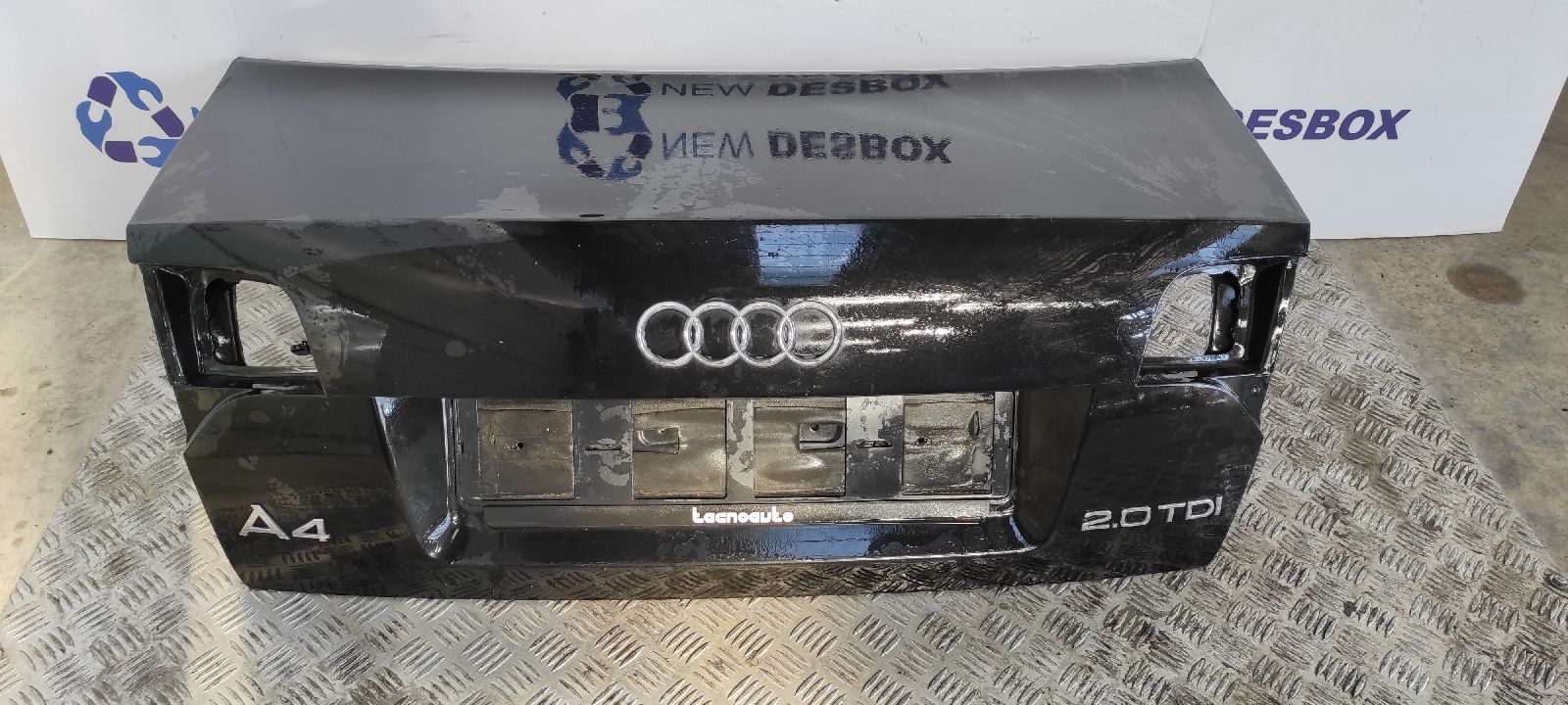 PORTON TRASERO AUDI A4 BERLINA (8E)