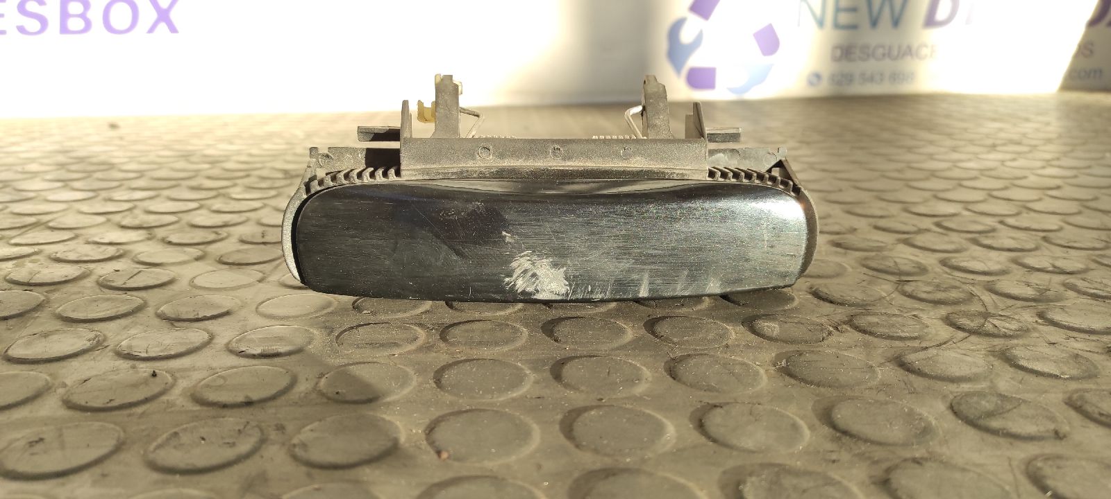 MANETA DELANTERA DERECHA AUDI A4 BERLINA (8E)