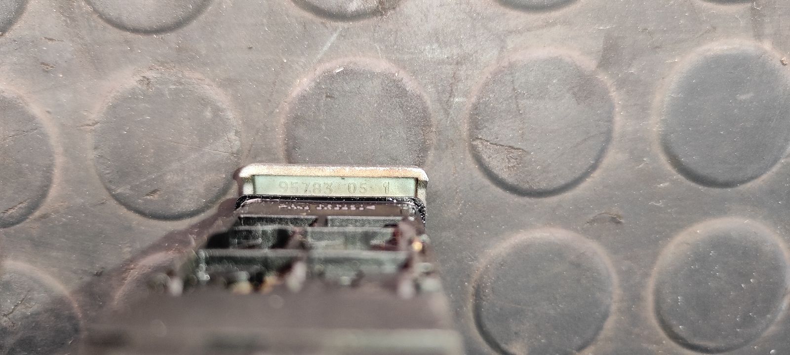 INTERRUPTOR LAND ROVER DISCOVERY (LT) - vista 4