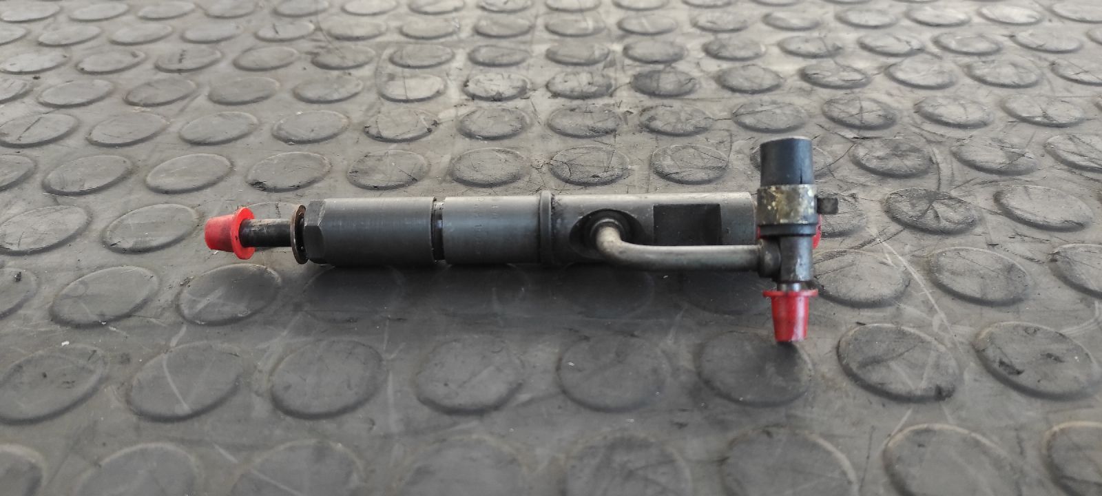 INYECTOR NISSAN CABSTAR E - vista 2