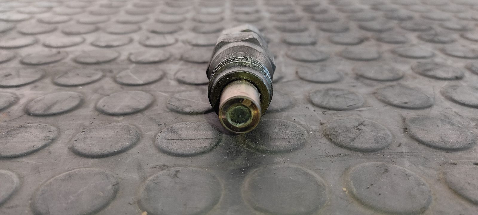 INYECTOR OPEL KADETT E - vista 2