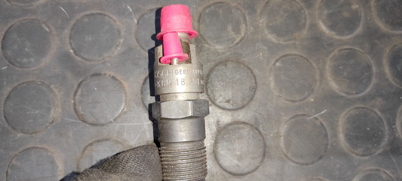 INYECTOR NISSAN SERENA (C23M) - vista 2