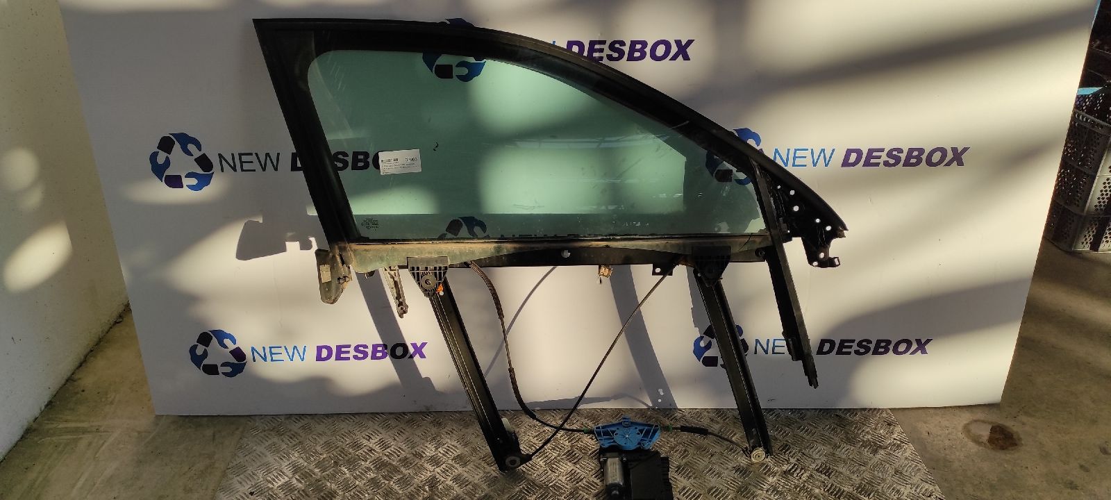 ELEVALUNAS DELANTERO DERECHO AUDI A4 BERLINA (8E)