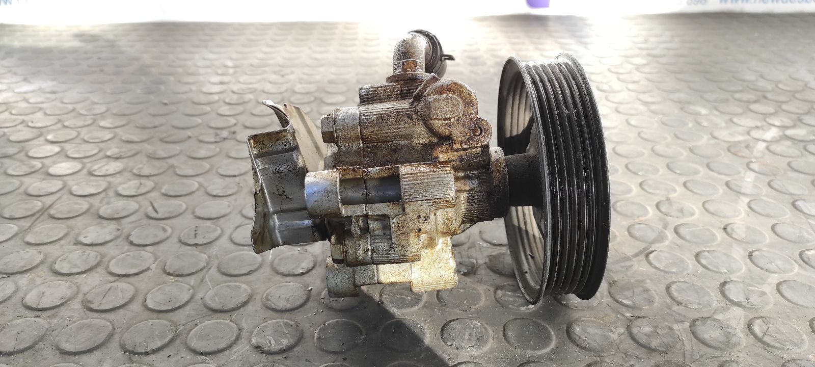 BOMBA DIRECCION TOYOTA RAV 4 (A2) - vista 2