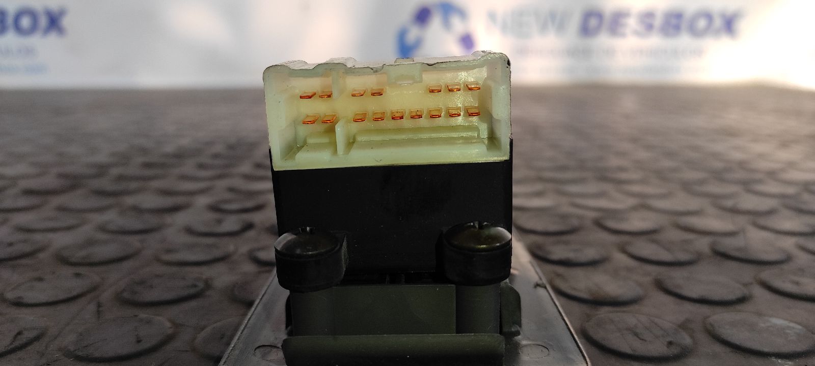 MANDO ELEVALUNAS DELANTERO IZQUIERDO NISSAN ALMERA (N15) - vista 5