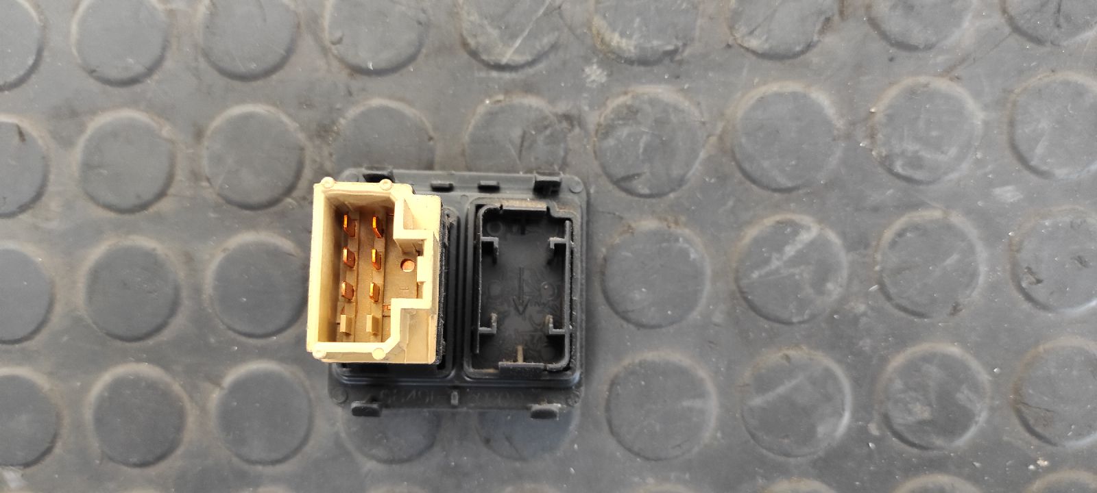 MANDO LUCES NISSAN ALMERA (N15) - vista 2