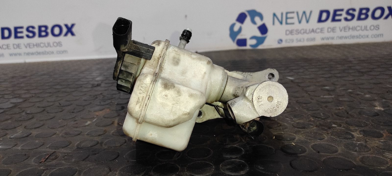 BOMBA FRENO VOLKSWAGEN TOURAN (1T2) - vista 2