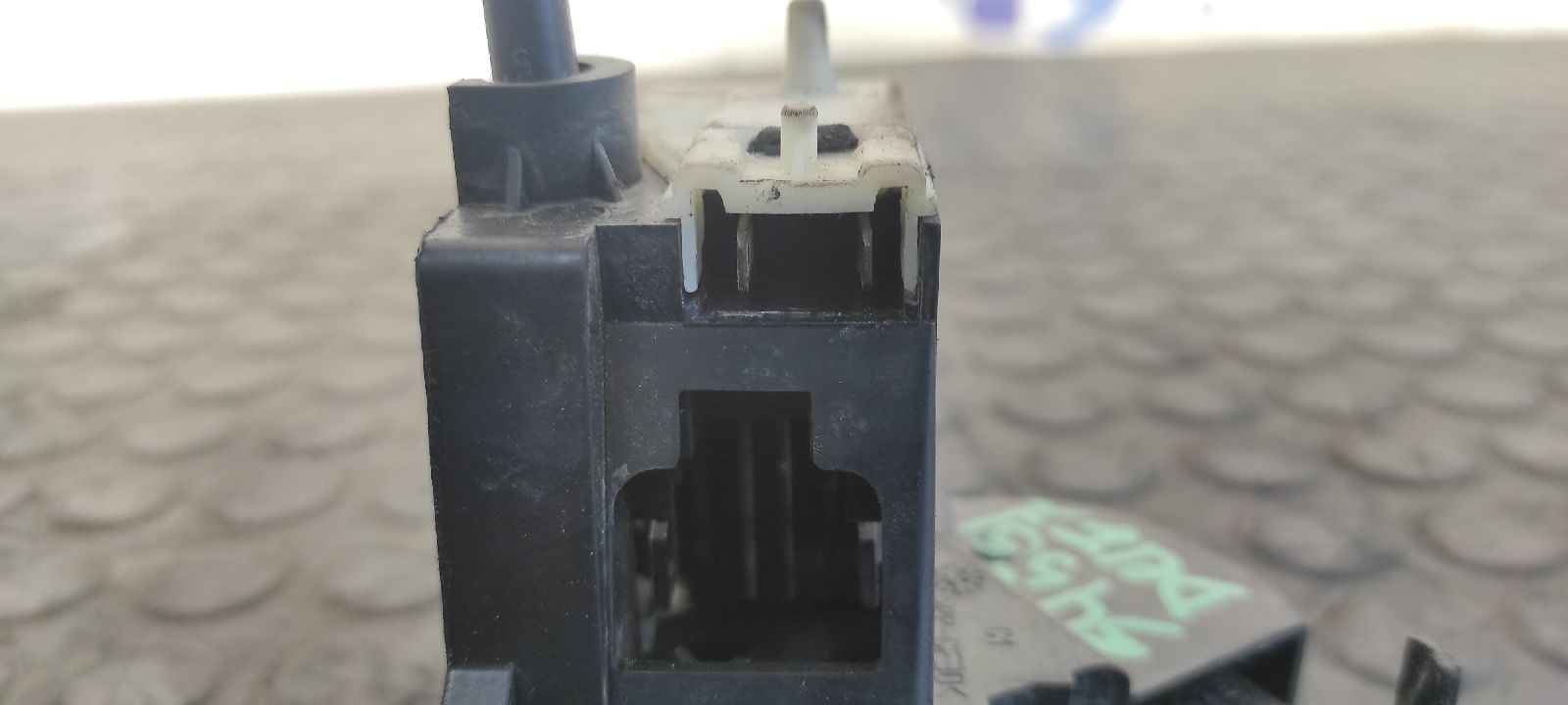 CERRADURA PUERTA DELANTERA IZQUIERDA RENAULT CLIO II FASE II (B/CB0) - vista 3