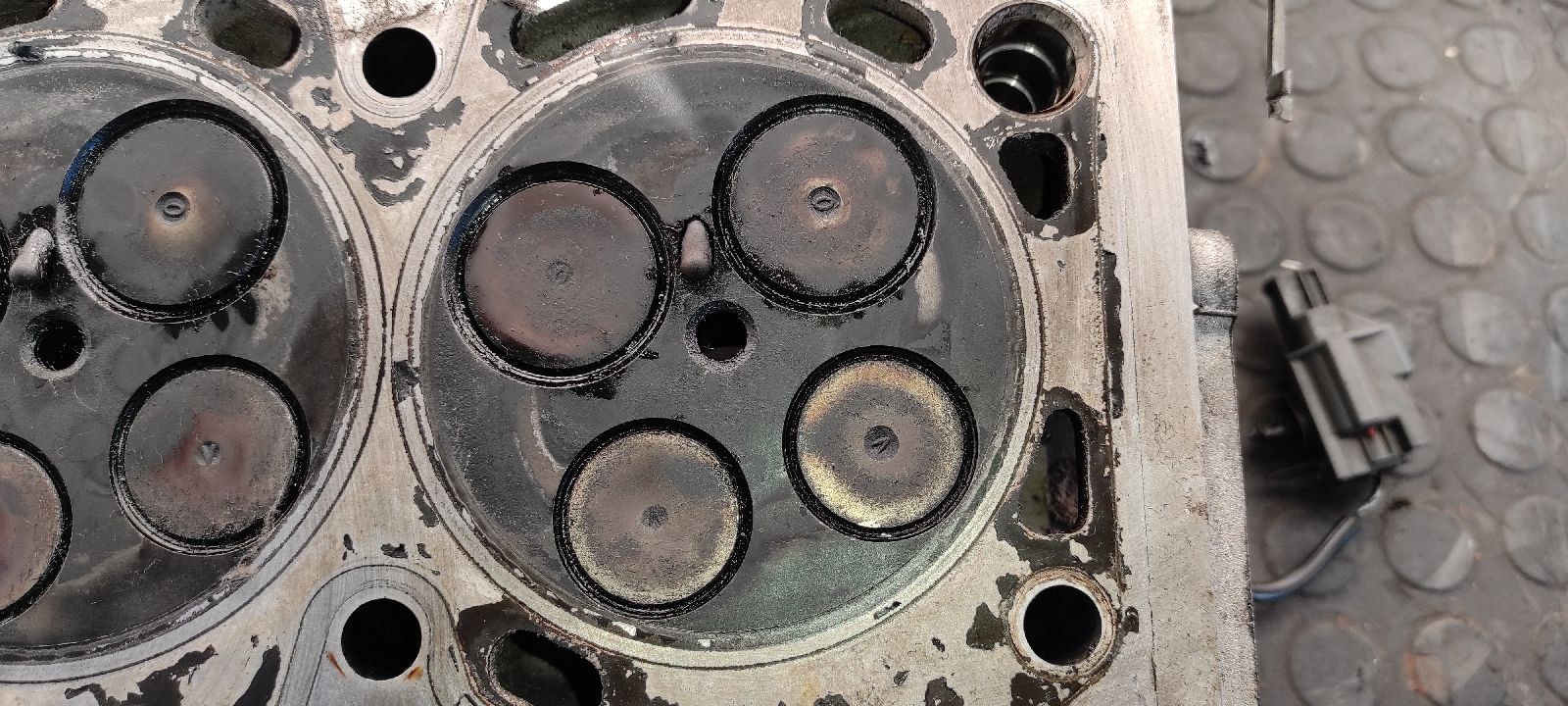 CULATA FORD MONDEO BERLINA (GE) - vista 3