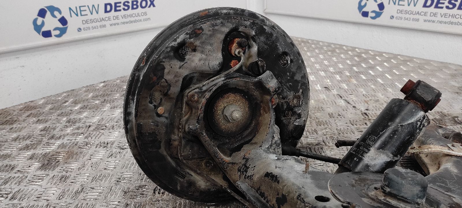 MANGUETA TRASERA IZQUIERDA VOLKSWAGEN T4 TRANSPORTER/FURGONETA (MOD. 1991) - vista 11