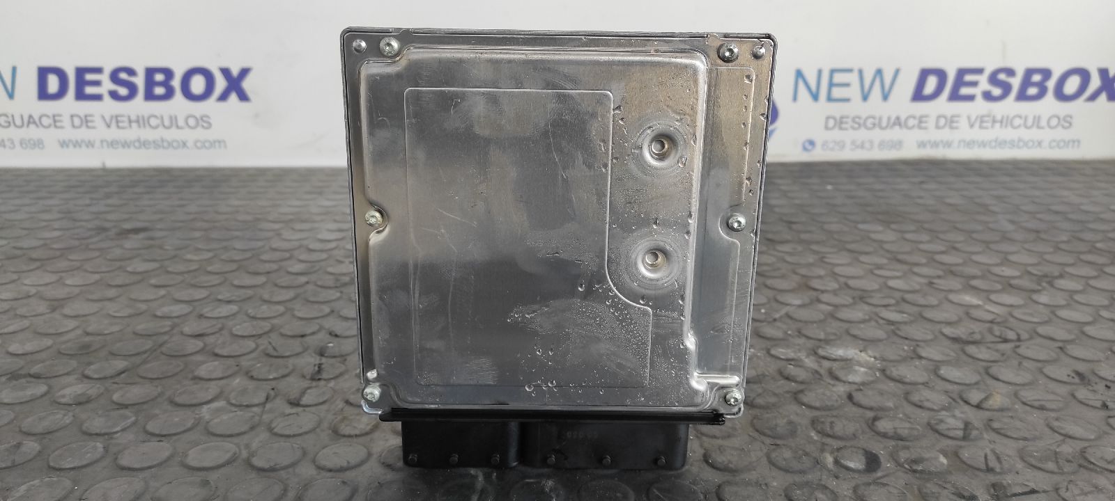 CENTRALITA MOTOR UCE BMW X3 (E83) - vista 3