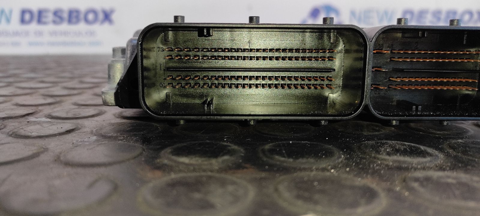 CENTRALITA MOTOR UCE BMW X3 (E83) - vista 4