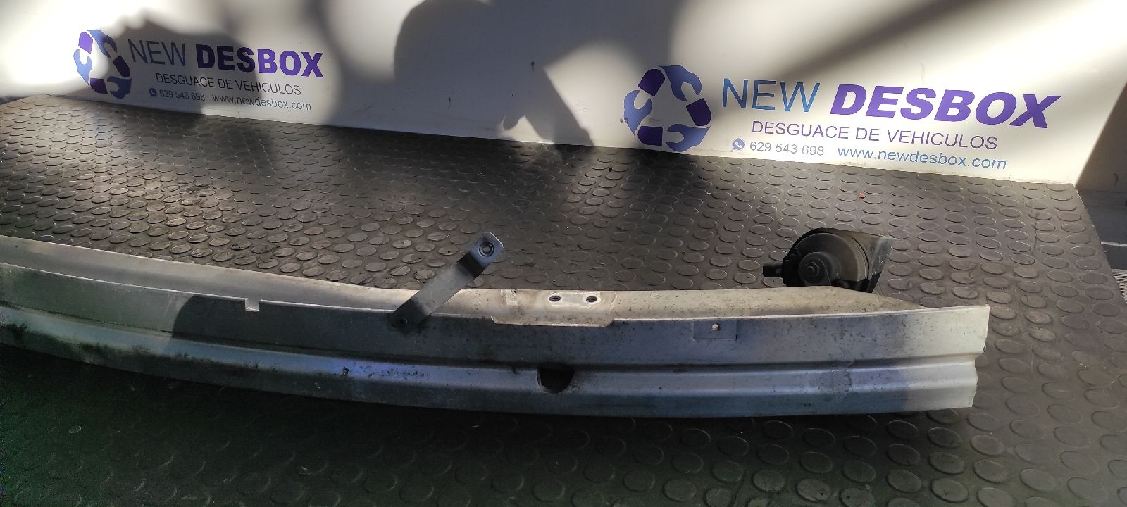 REFUERZO PARAGOLPES DELANTERO BMW X3 (E83) - vista 4