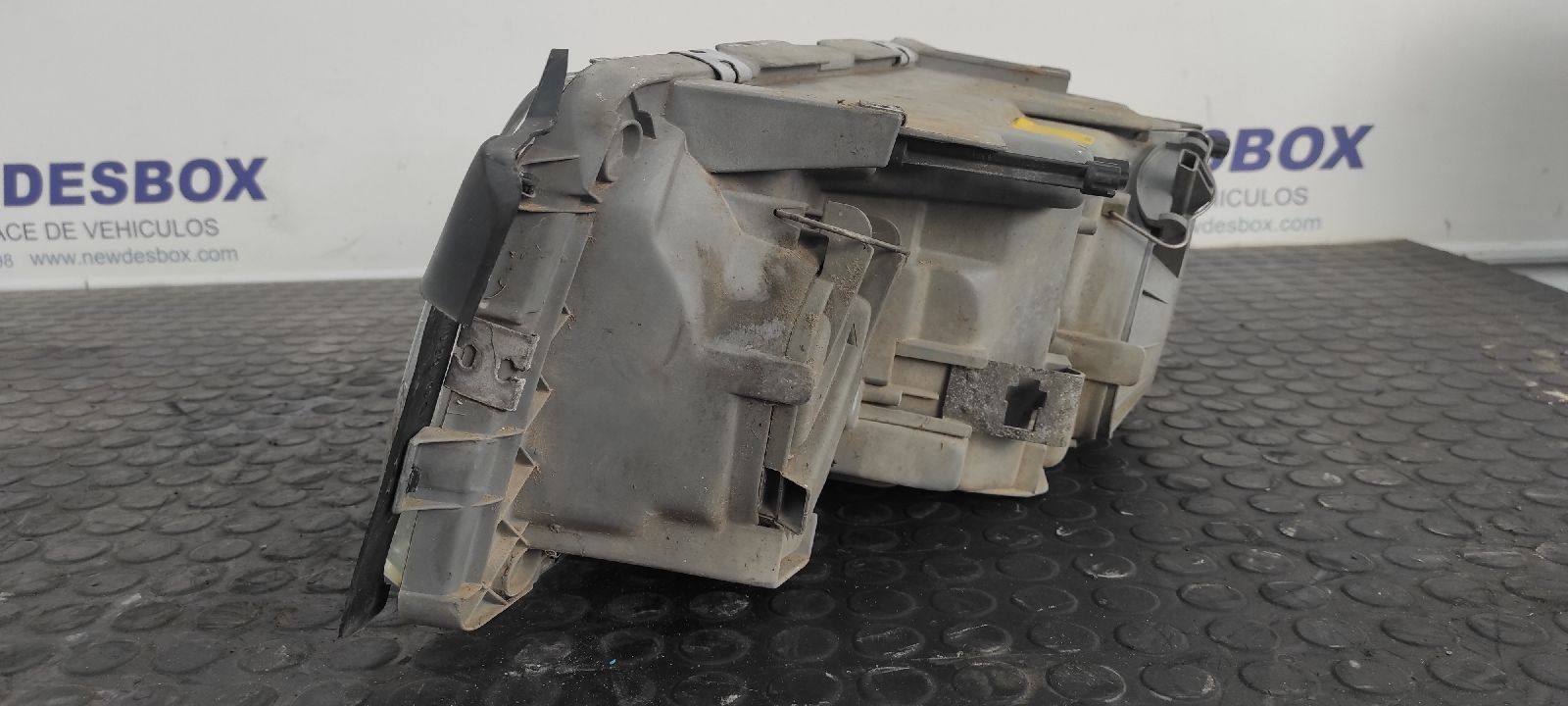 FARO DERECHO MERCEDES-BENZ CLASE S (W126) BERLINA+COUPE - vista 6