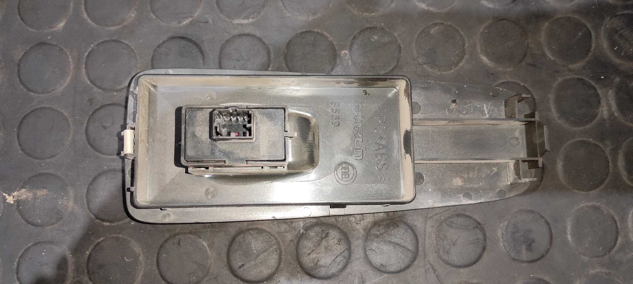 MANDO ELEVALUNAS DELANTERO DERECHO PEUGEOT BOXER CAJA ABIERTA (BAT. 4035)(333/335)(2007 =>) - vista 5