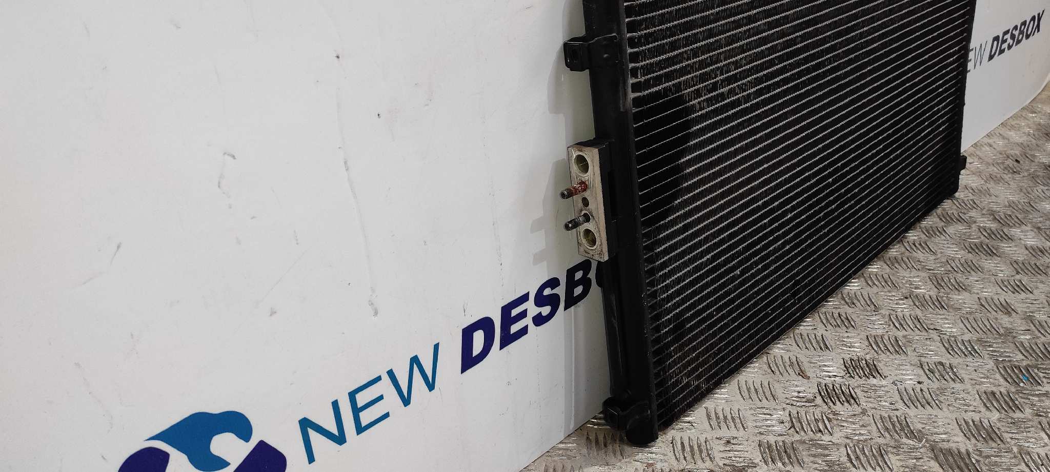 CONDENSADOR / RADIADOR  AIRE ACONDICIONADO CHRYSLER VOYAGER (RG) - vista 3