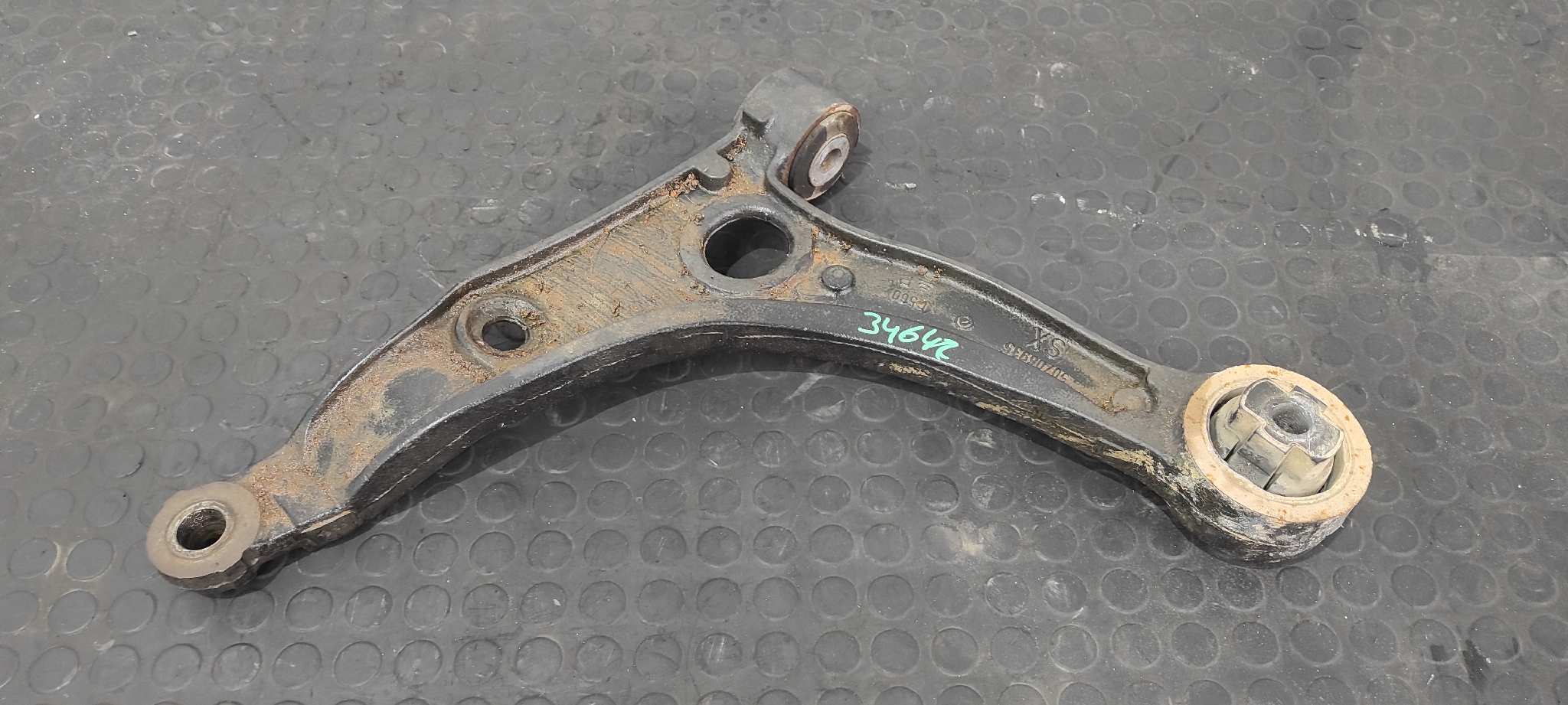 BRAZO IZQUIERDO INFERIOR DELANTERO PEUGEOT BOXER CAJA ABIERTA (BAT. 4035)(333/335)(2007 =>)