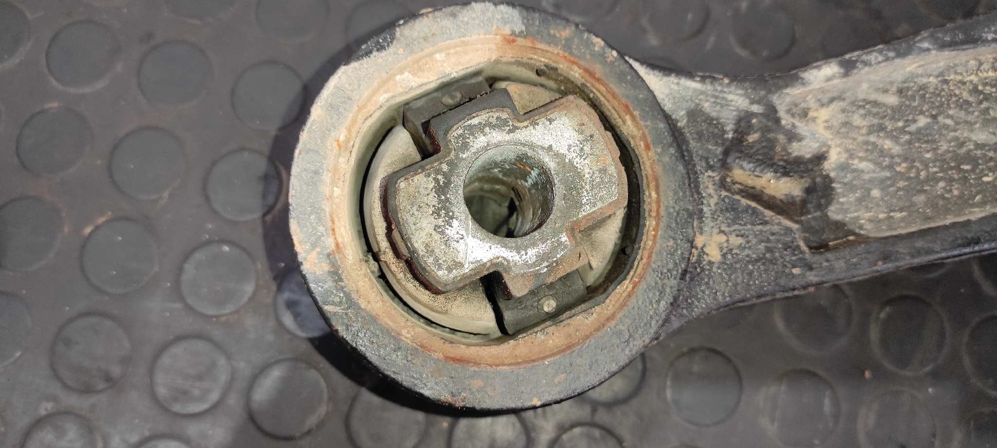 BRAZO IZQUIERDO INFERIOR DELANTERO PEUGEOT BOXER CAJA ABIERTA (BAT. 4035)(333/335)(2007 =>) - vista 4