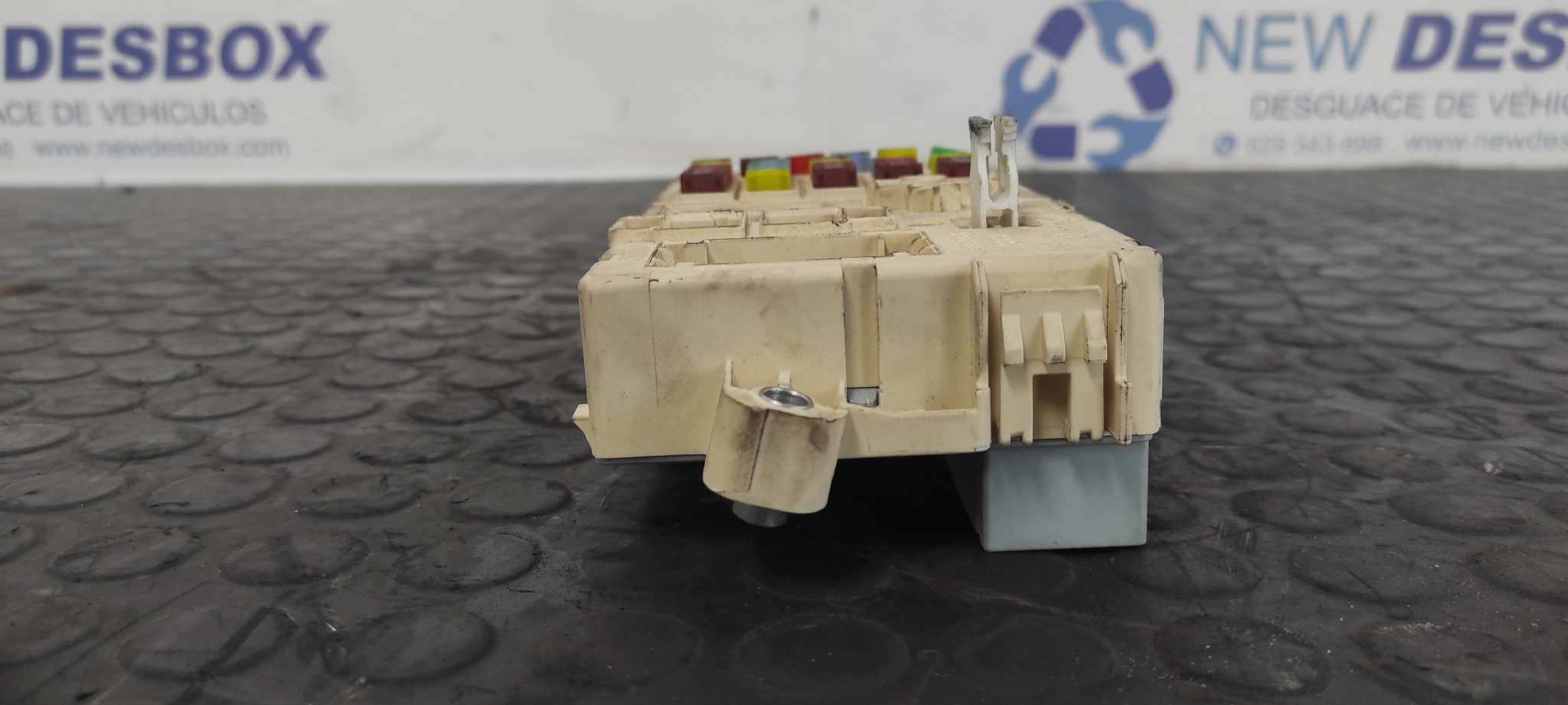 CAJA RELES / FUSIBLES PEUGEOT BOXER CAJA ABIERTA (BAT. 4035)(333/335)(2007 =>) - vista 8