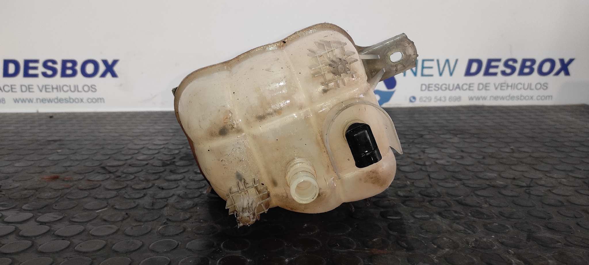 DEPOSITO EXPANSION PEUGEOT BOXER CAJA ABIERTA (BAT. 4035)(333/335)(2007 =>) - vista 3