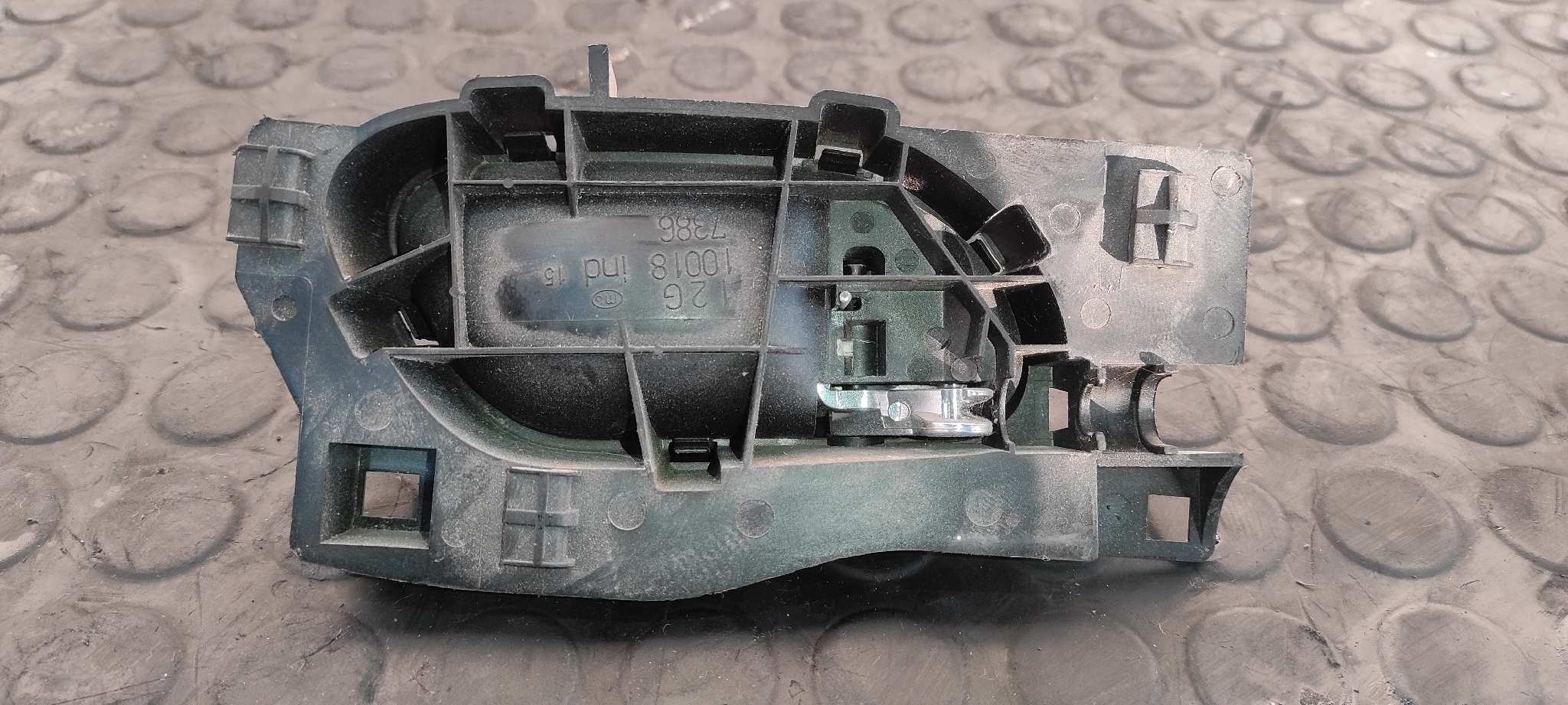 MANETA INTERIOR DELANTERA IZQUIERDA CITROEN C4 COUPE - vista 5