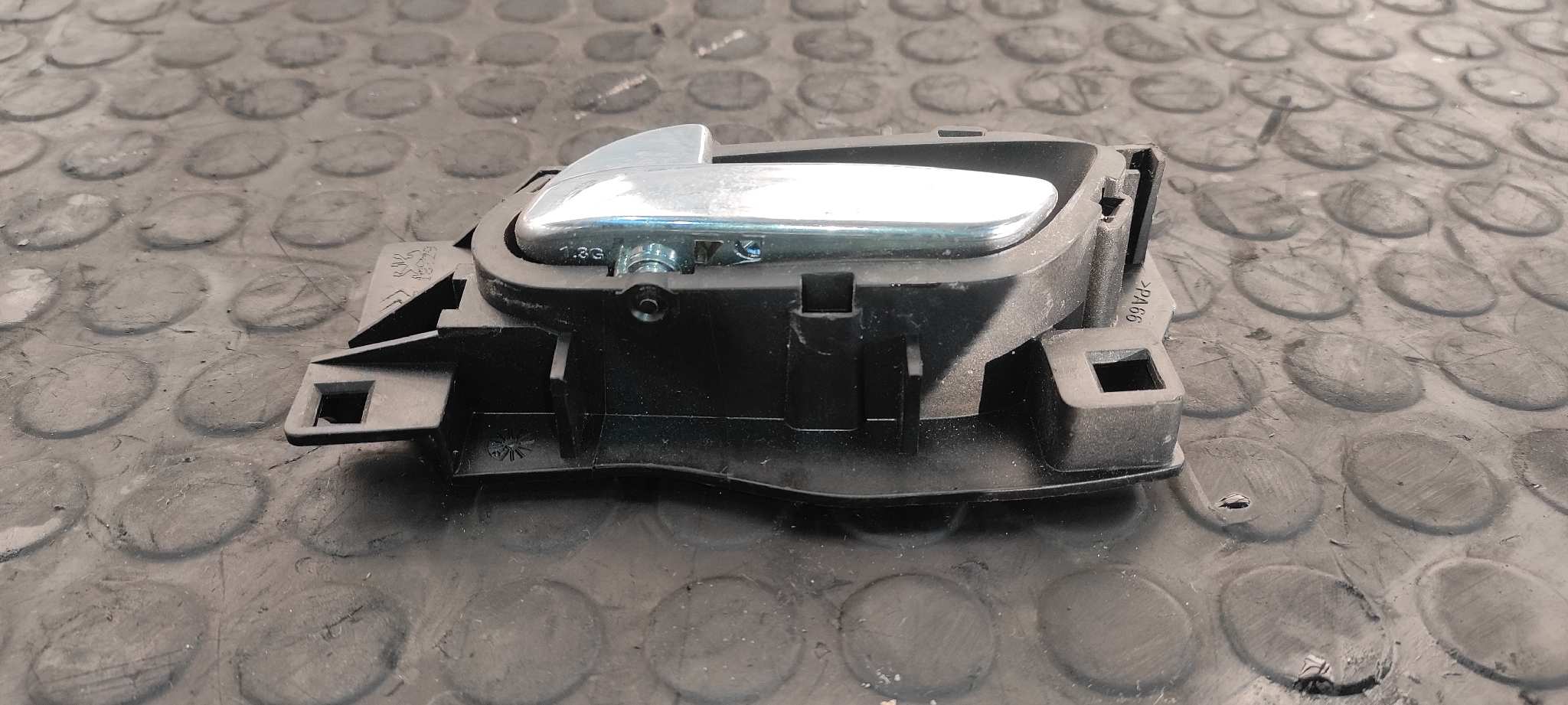 MANETA INTERIOR DELANTERA IZQUIERDA CITROEN C4 COUPE - vista 3