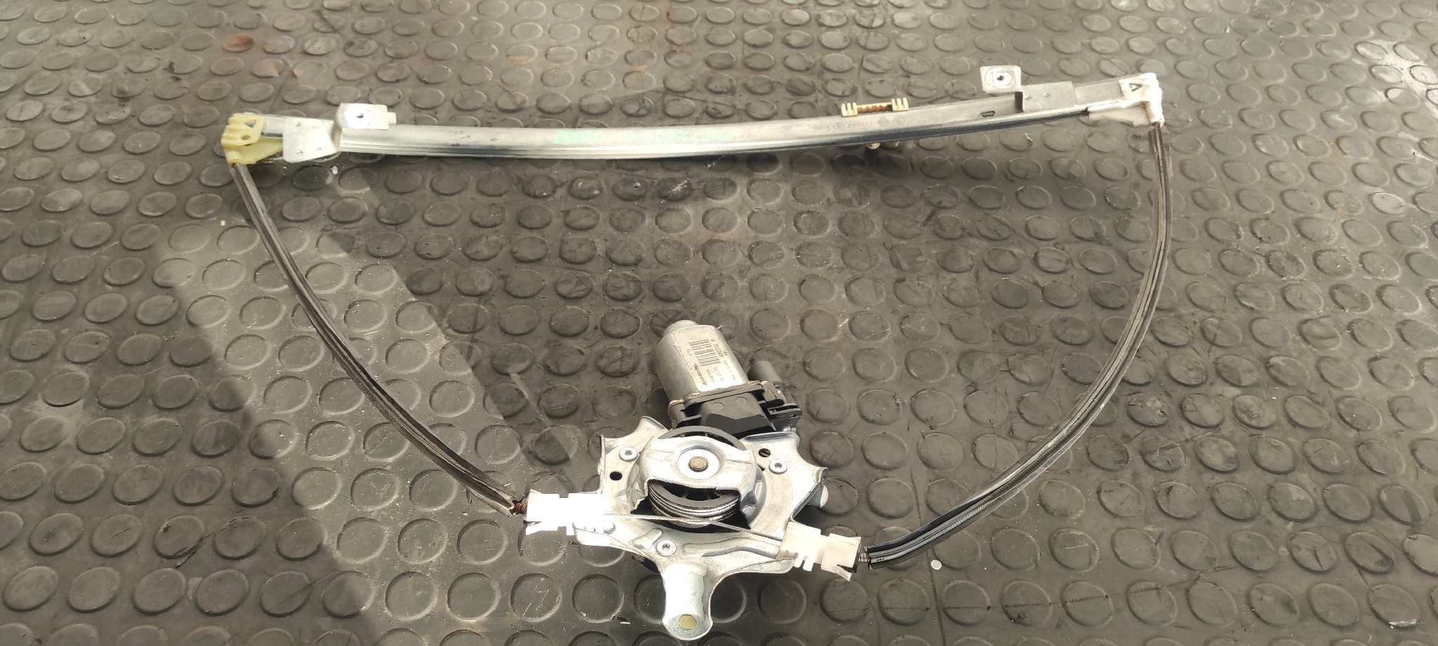 ELEVALUNAS DELANTERO DERECHO RENAULT SCENIC (JA..)