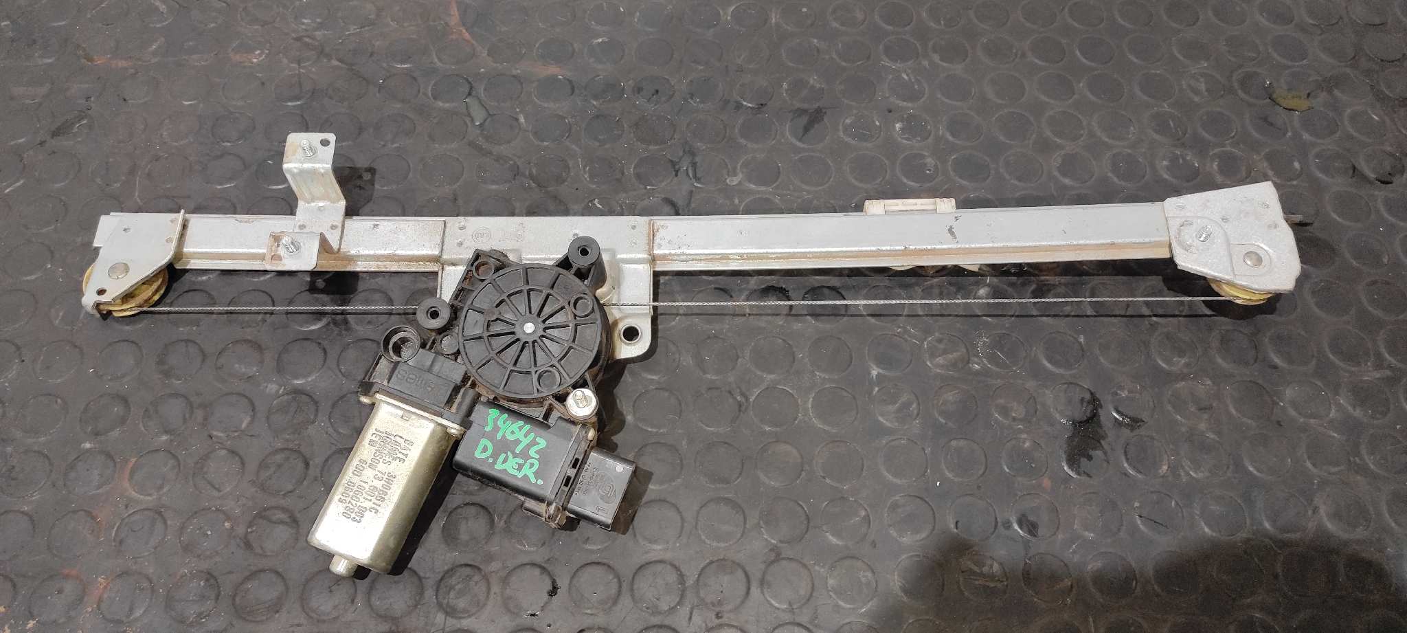 ELEVALUNAS DELANTERO DERECHO PEUGEOT BOXER CAJA ABIERTA (BAT. 4035)(333/335)(2007 =>)